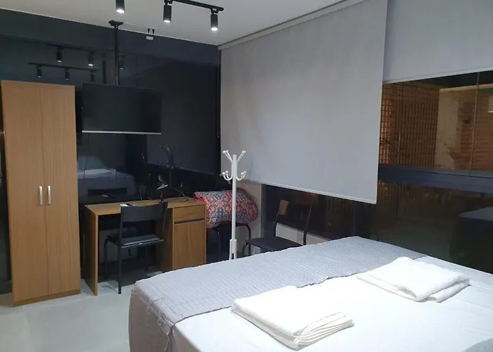 Flat Av. Atlantica Em Frente Ao Mar, Estrutura Total