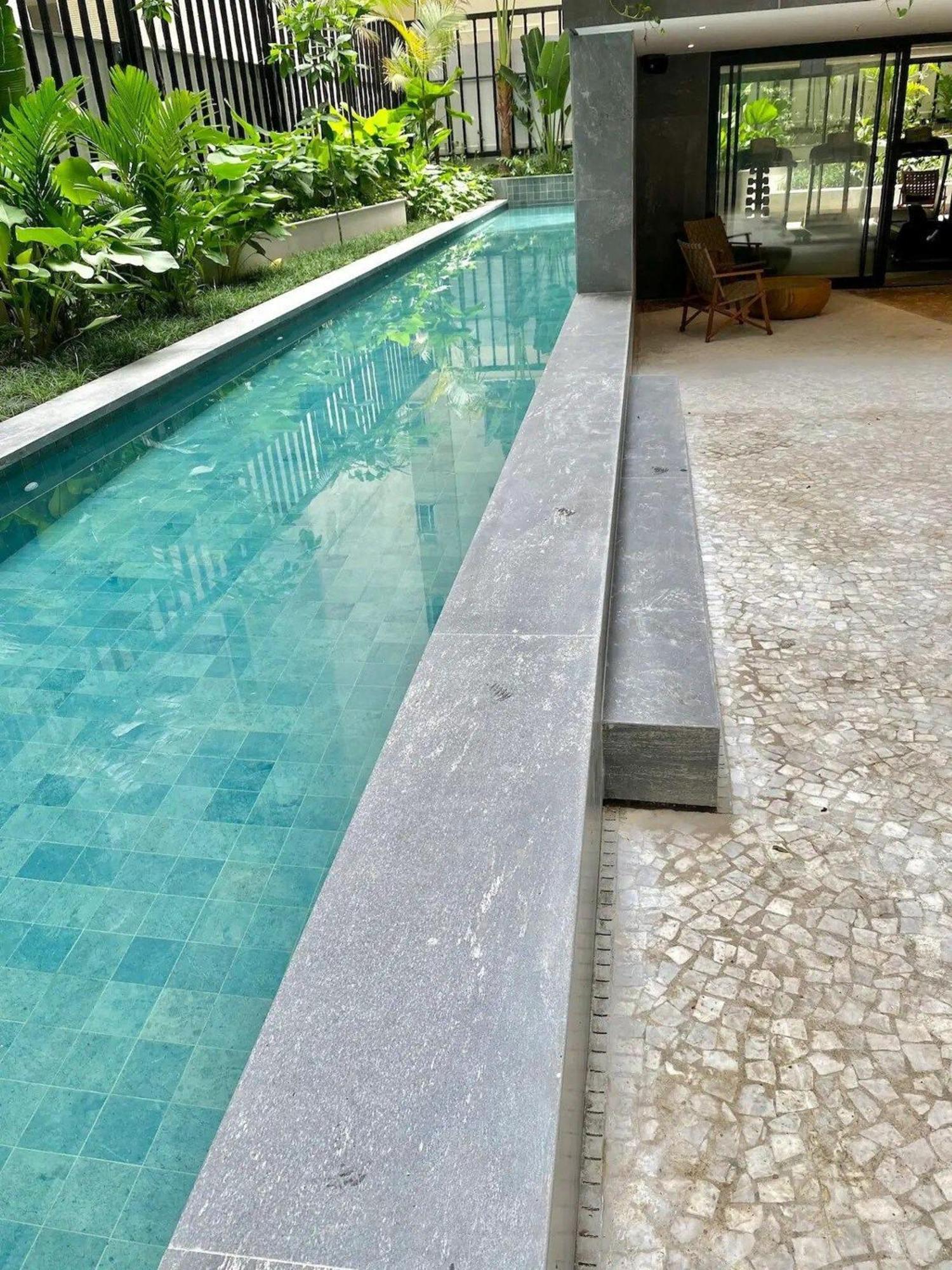 Flat Av. Atlantica Em Frente Ao Mar, Estrutura Total Apartment